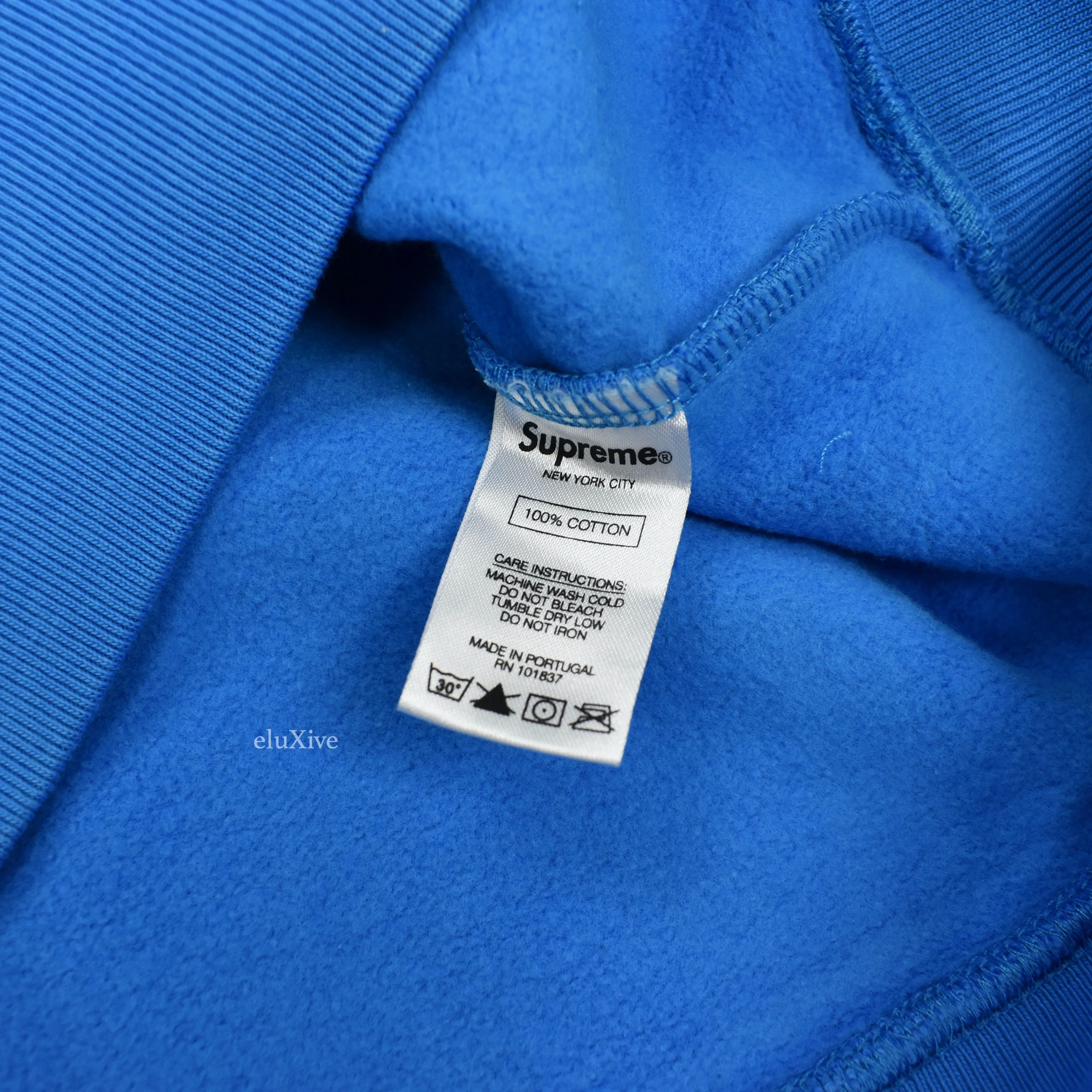Supreme - Bright Royal Blue Flowers Logo Hoodie (FW18)